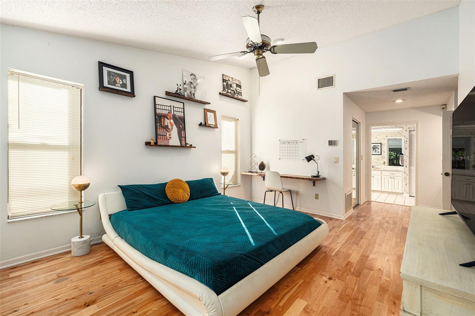 Image 15 of 25 For 2383 Indian Trail E