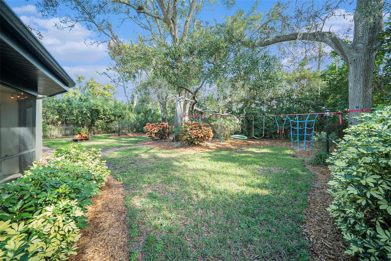 Image 23 of 25 For 2383 Indian Trail E