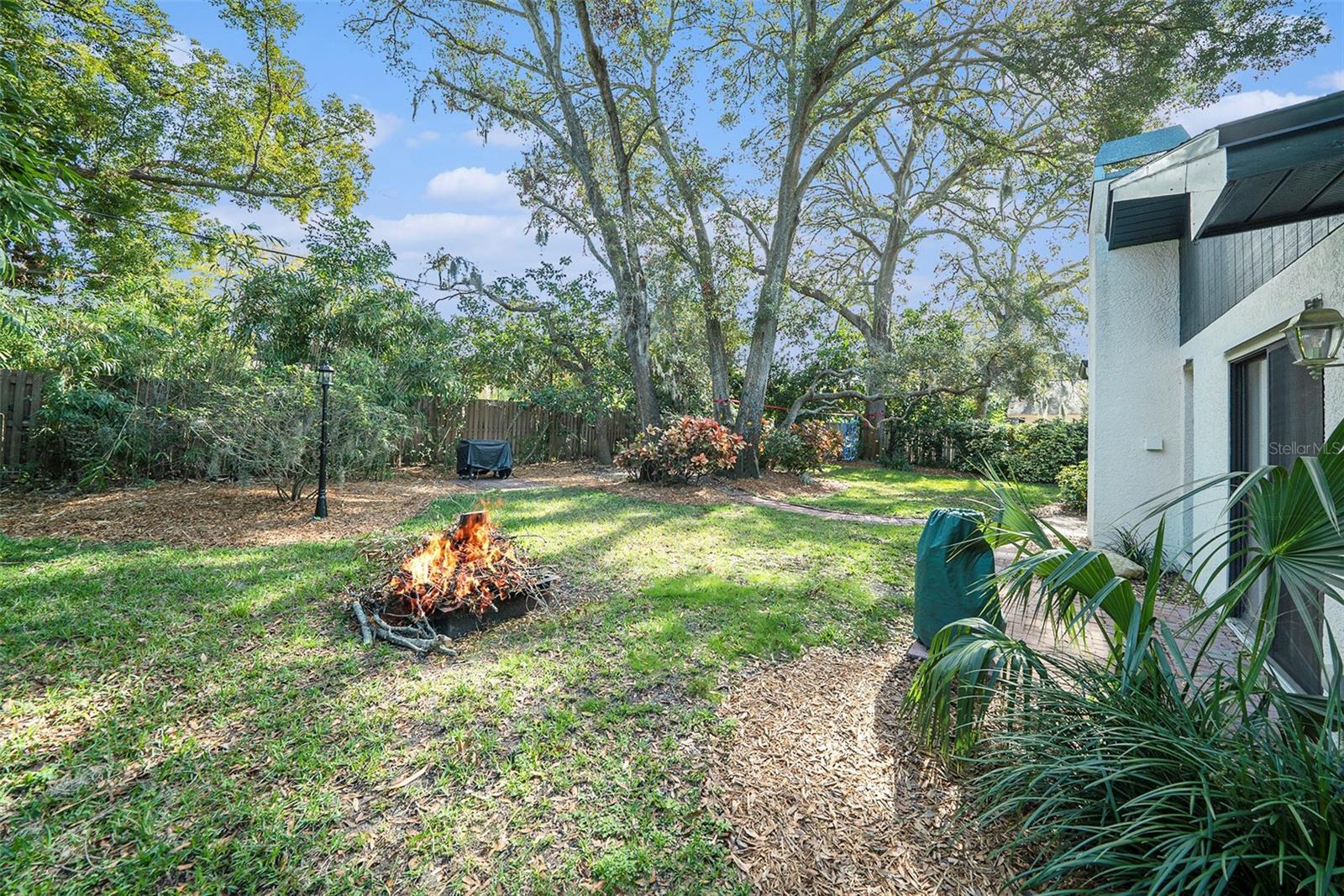 Image 24 of 25 For 2383 Indian Trail E