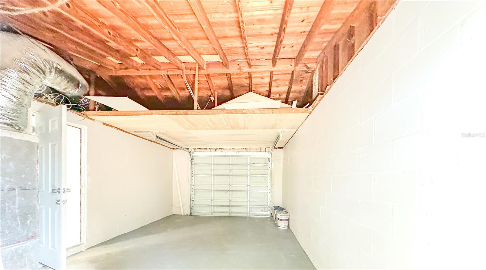 Listing photo id 25 for 3307 Rosefield Drive