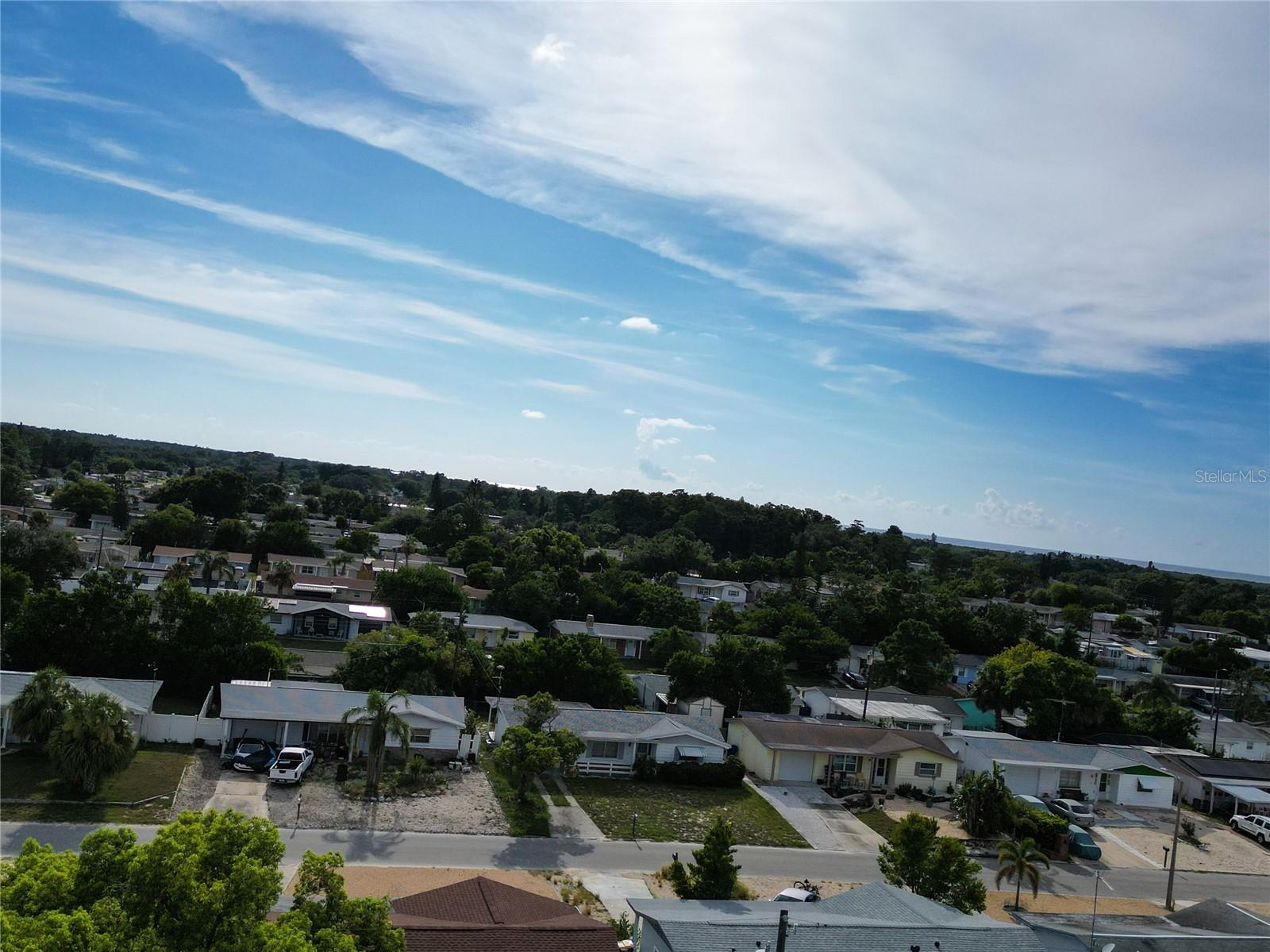 Listing photo id 30 for 3307 Rosefield Drive