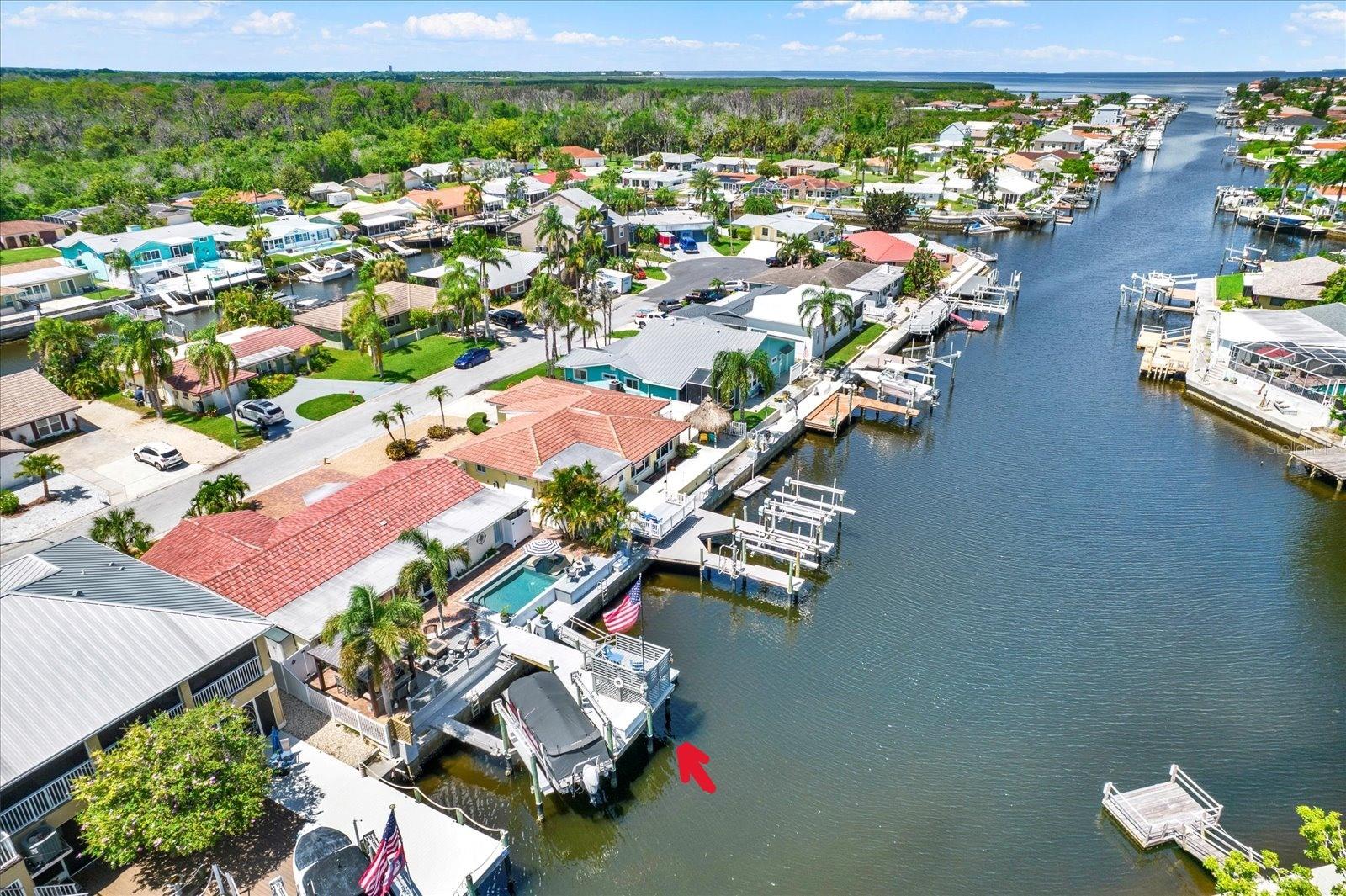 Listing photo id 14 for 4811 Shell Stream Boulevard