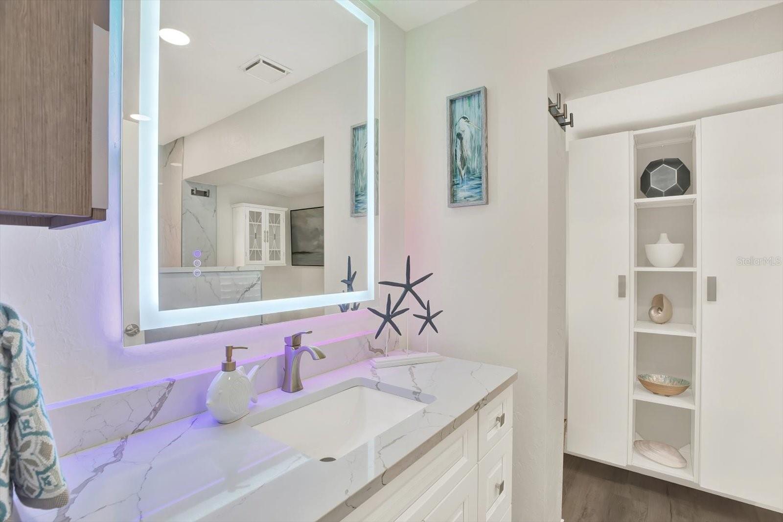 Listing photo id 32 for 4811 Shell Stream Boulevard