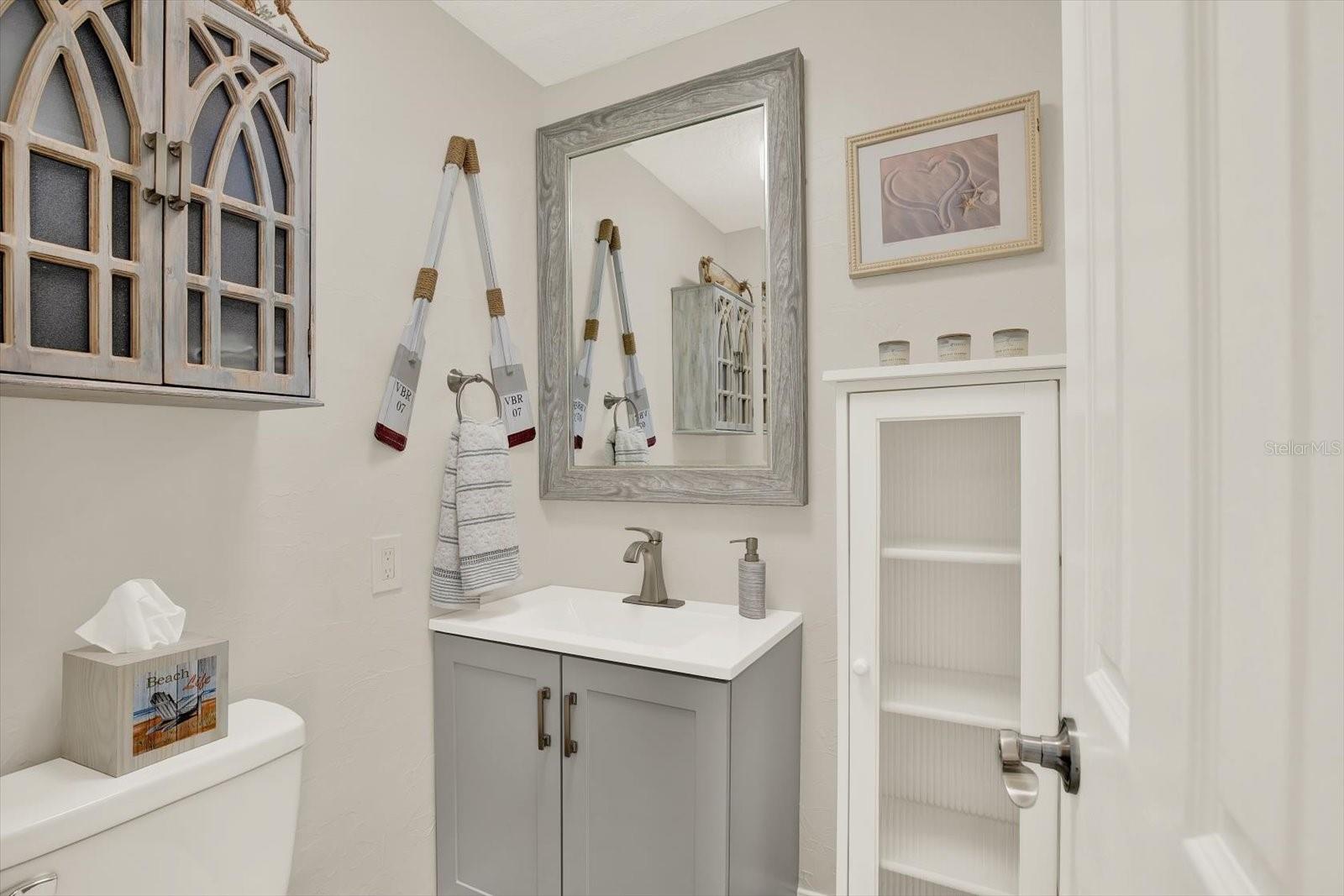 Listing photo id 38 for 4811 Shell Stream Boulevard