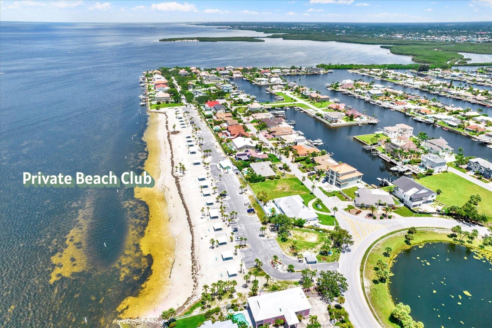 Listing photo id 46 for 4811 Shell Stream Boulevard