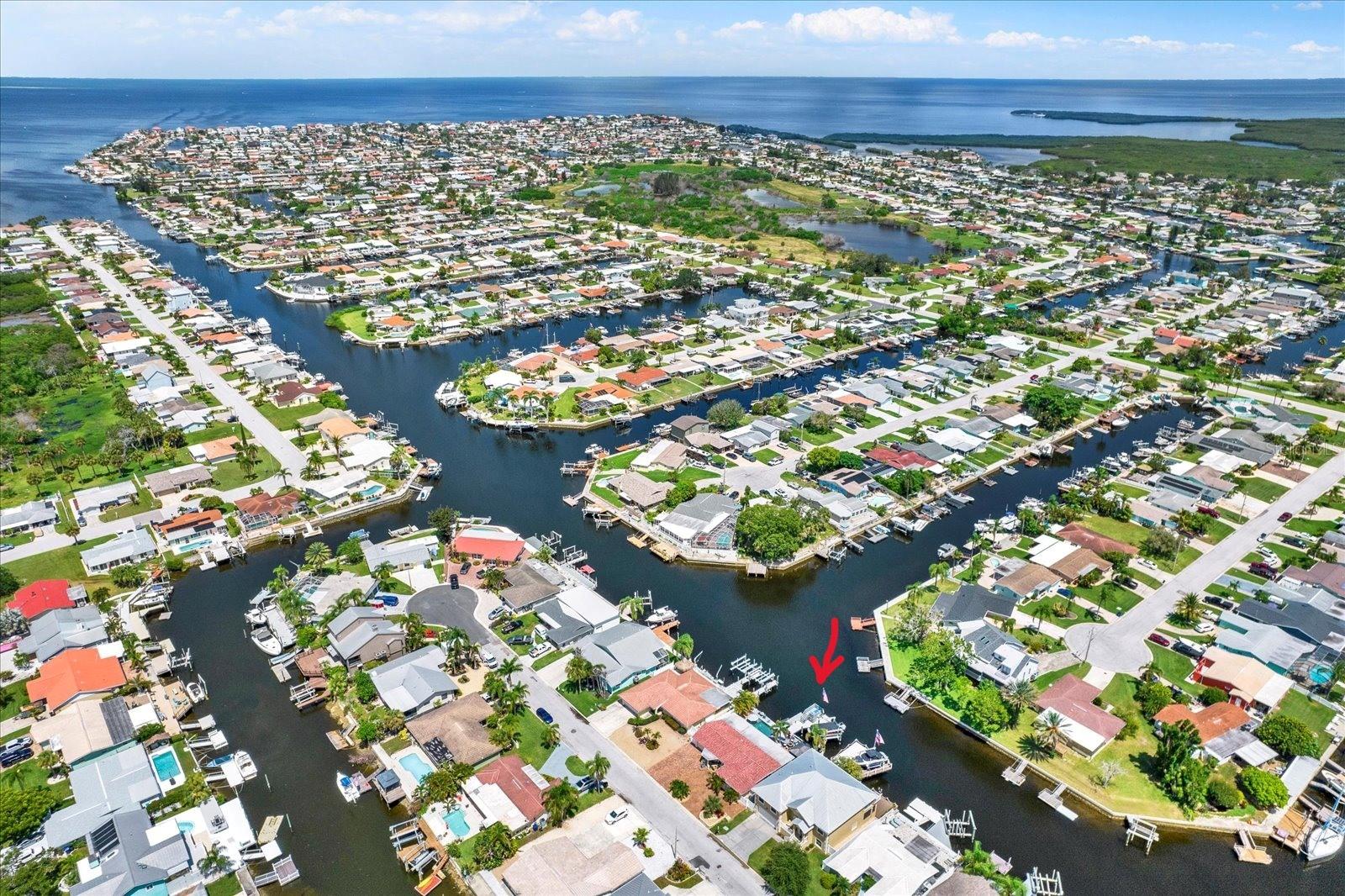Listing photo id 5 for 4811 Shell Stream Boulevard