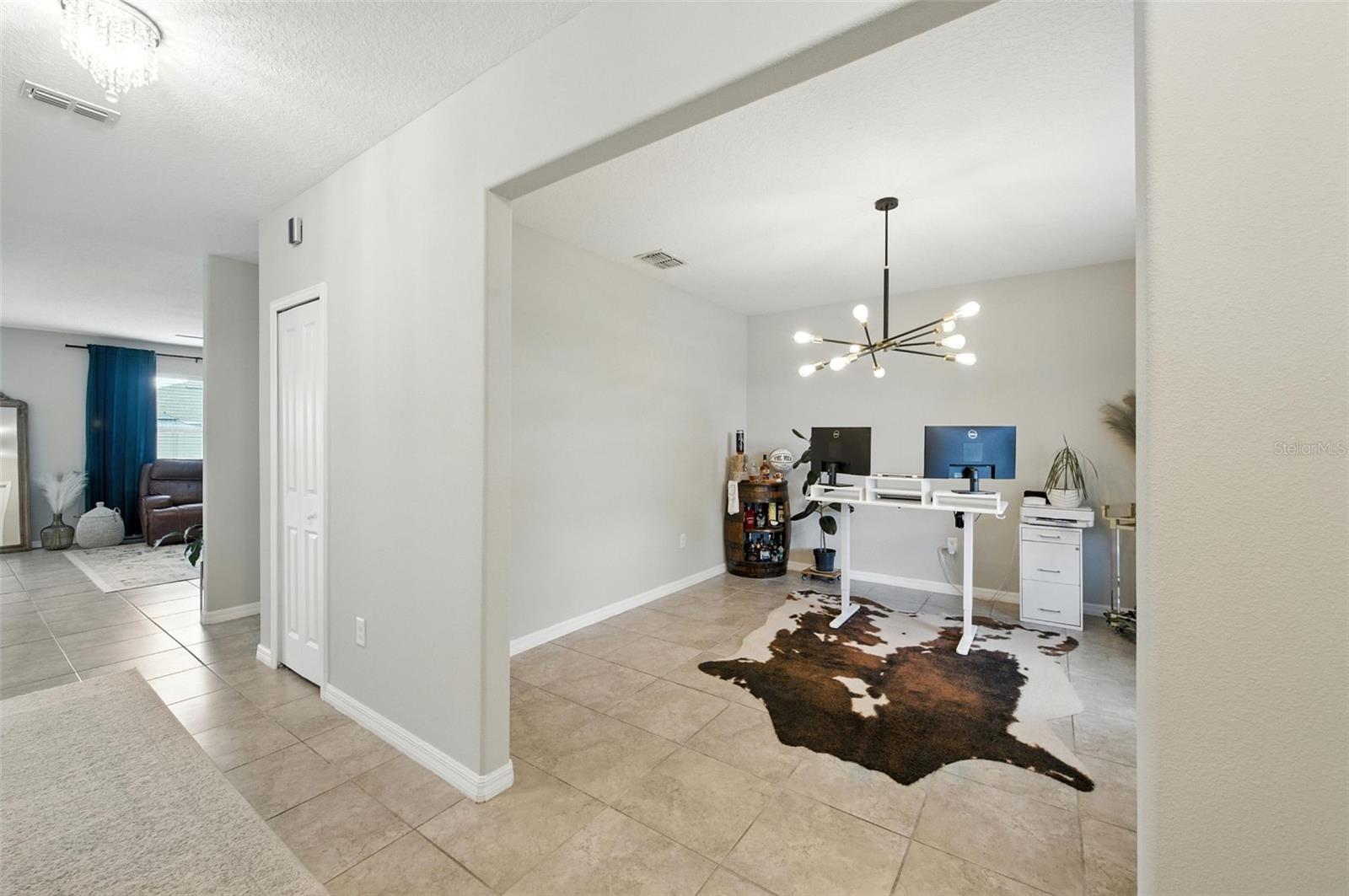 Image 3 of 36 For 4910 Babbling Brook Lane