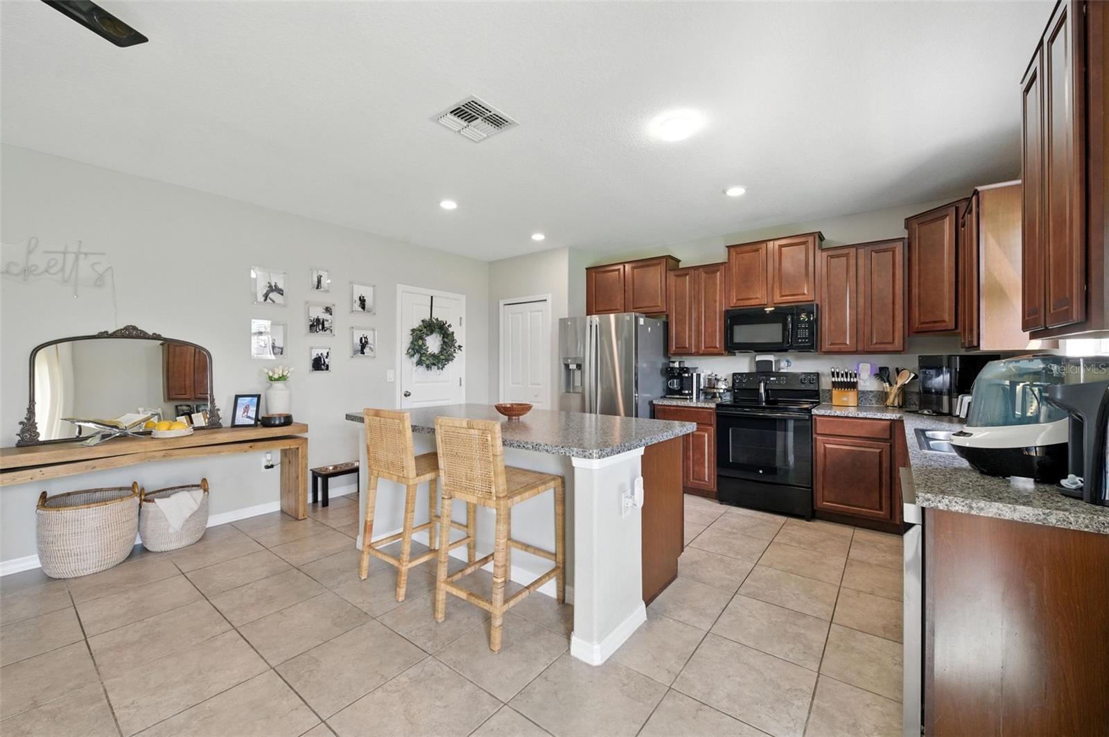Image 4 of 36 For 4910 Babbling Brook Lane
