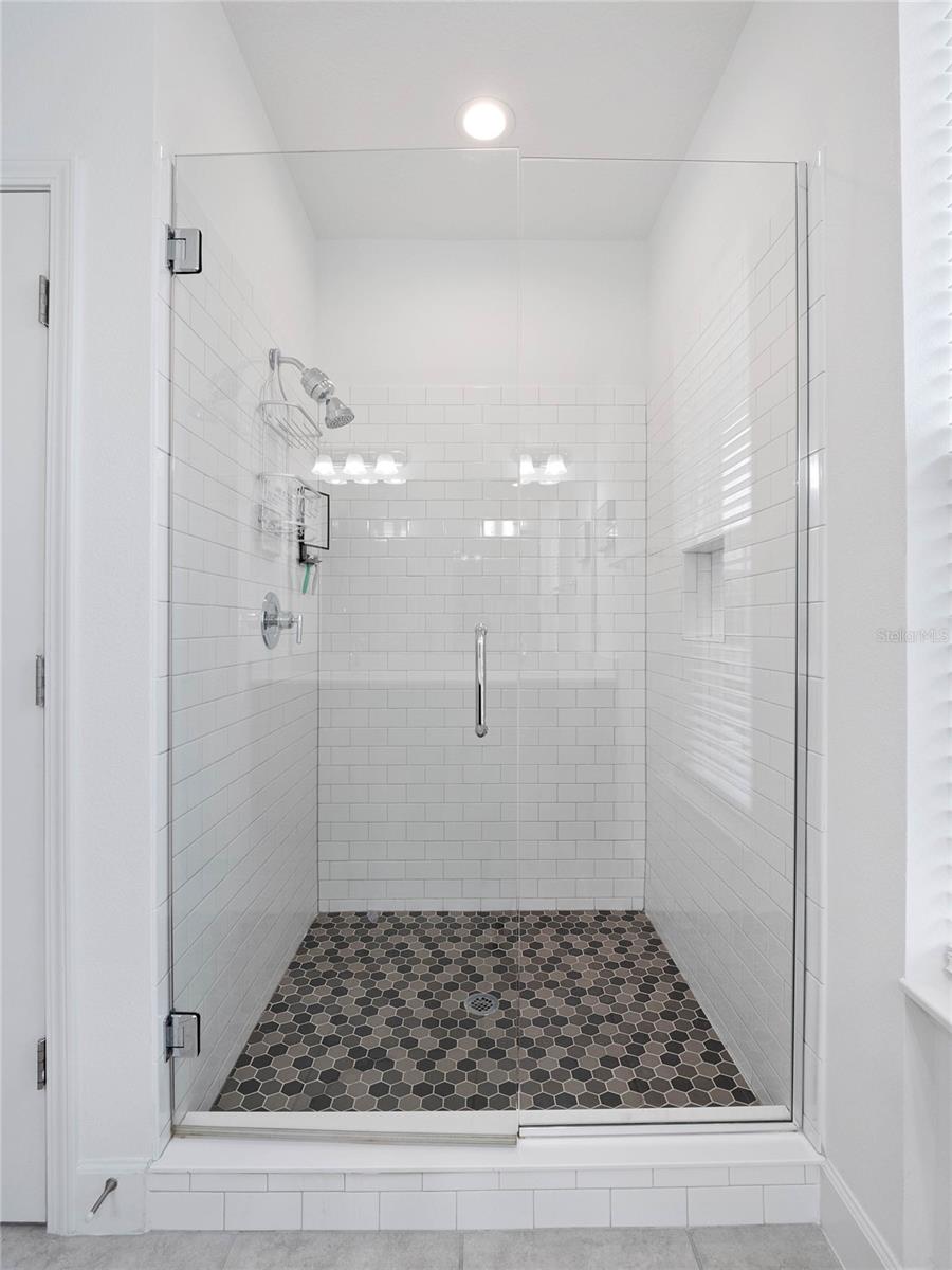 Image 12 of 48 For 13402 Stoddart Avenue