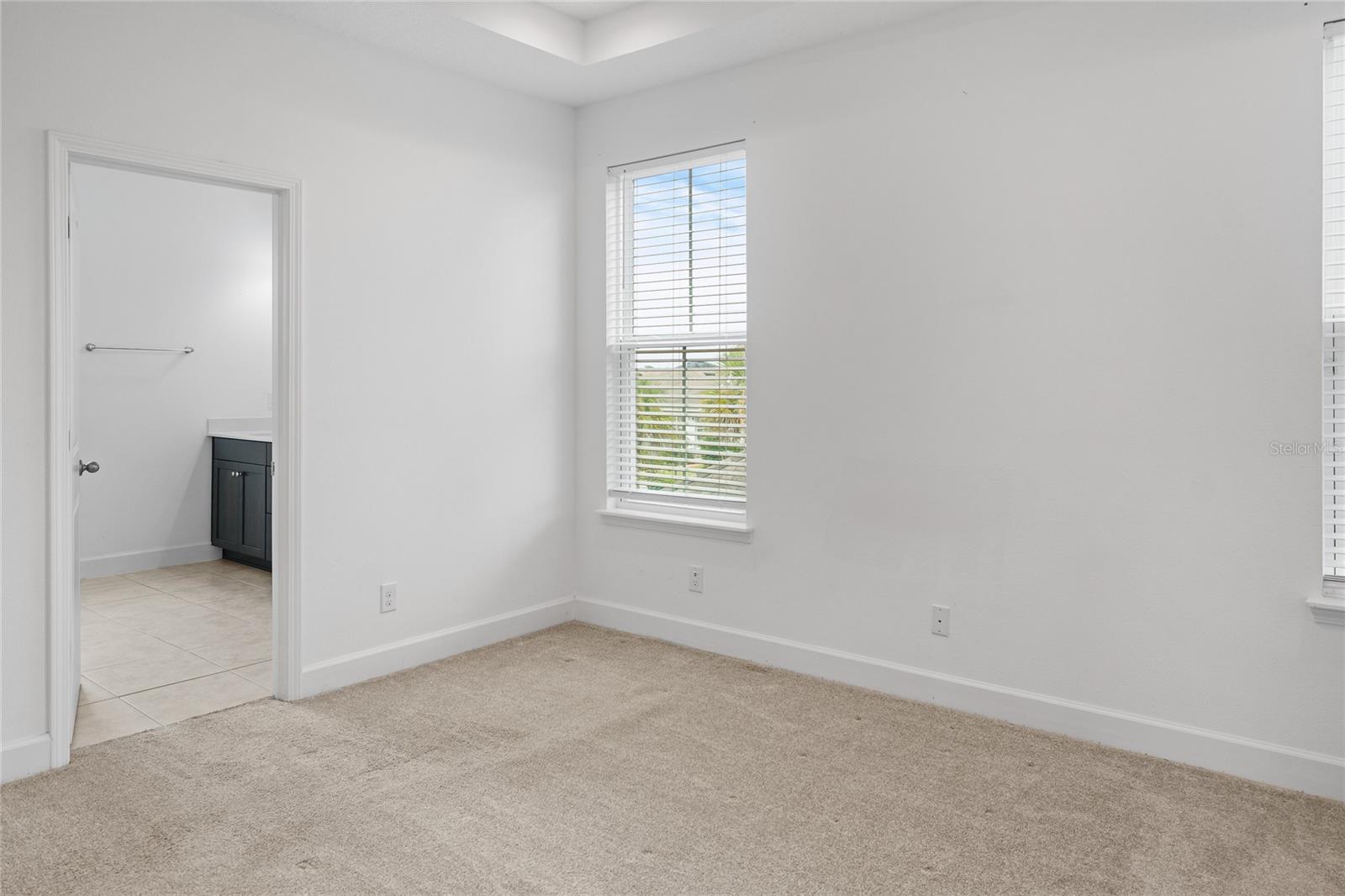 Image 32 of 48 For 13402 Stoddart Avenue