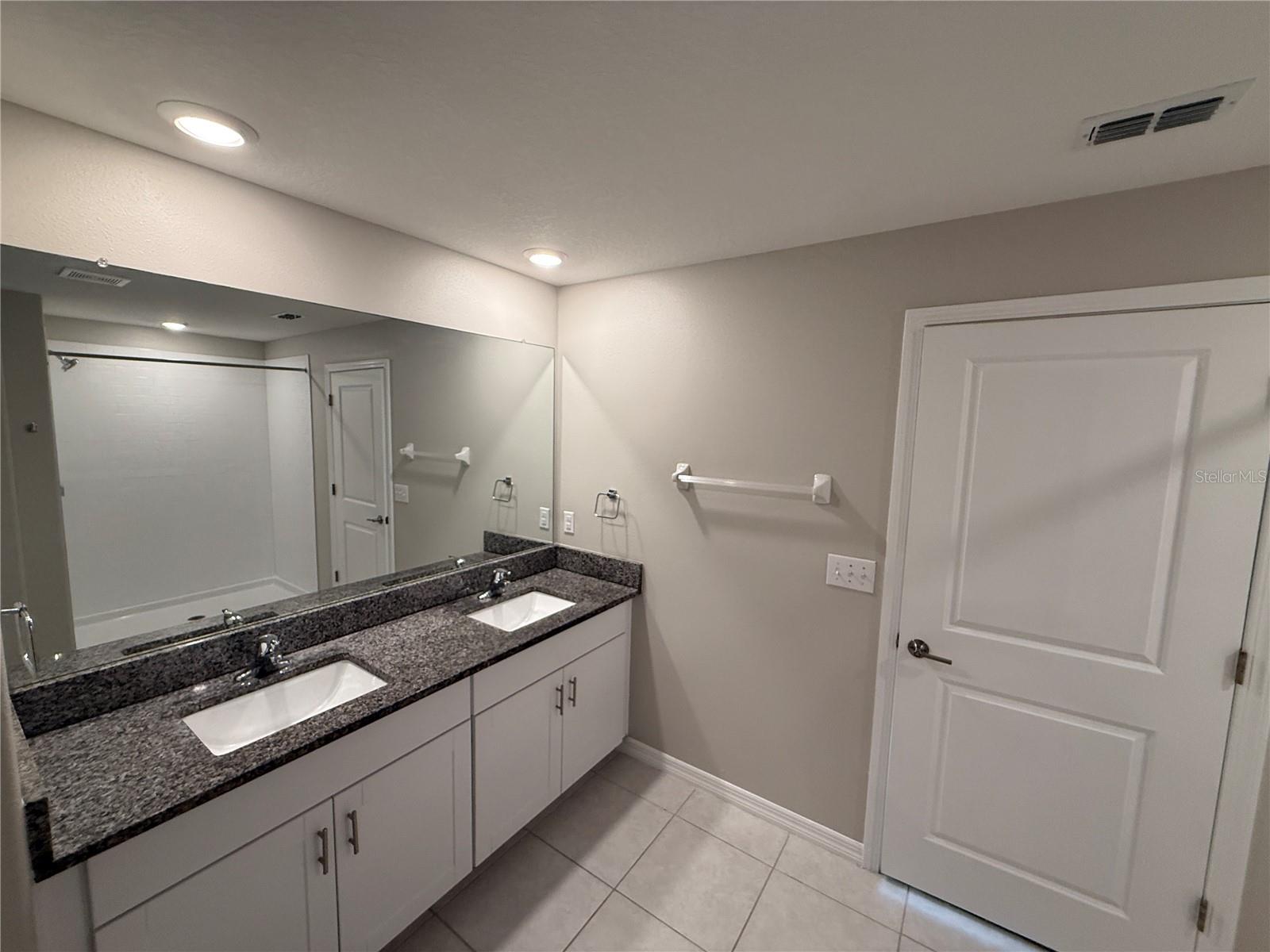 Image 12 of 27 For 15427 Miller Creek Drive
