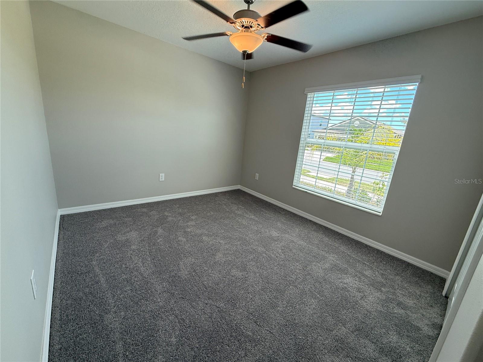 Image 16 of 27 For 15427 Miller Creek Drive