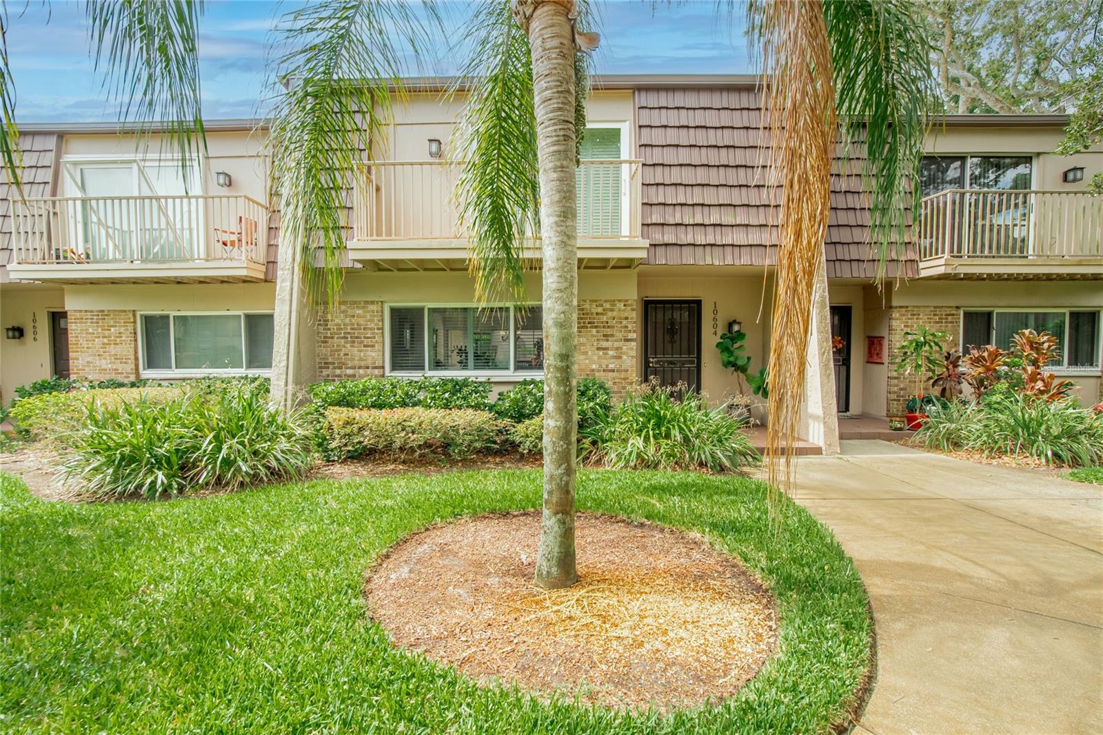 Image 2 of 35 For 10604 Carrollbrook Lane