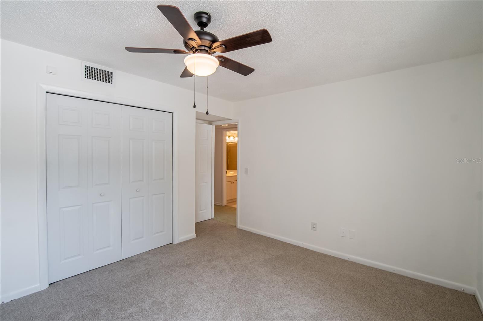 Image 29 of 35 For 10604 Carrollbrook Lane
