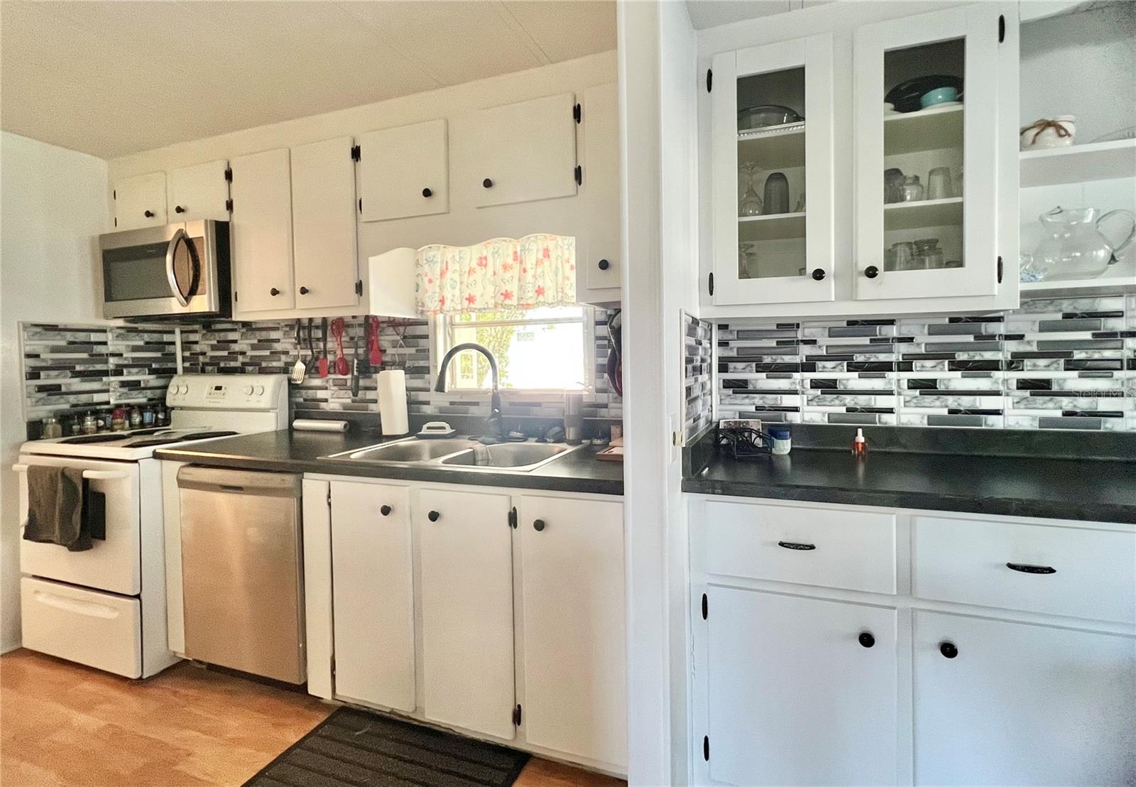 Image 10 of 62 For 1100 Belcher Road S 541