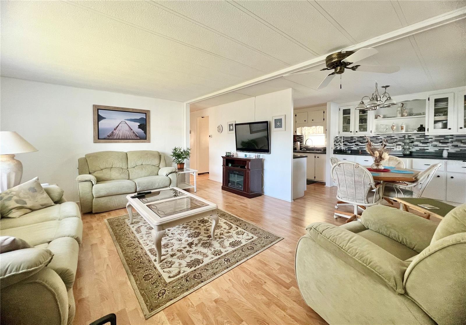 Image 13 of 62 For 1100 Belcher Road S 541