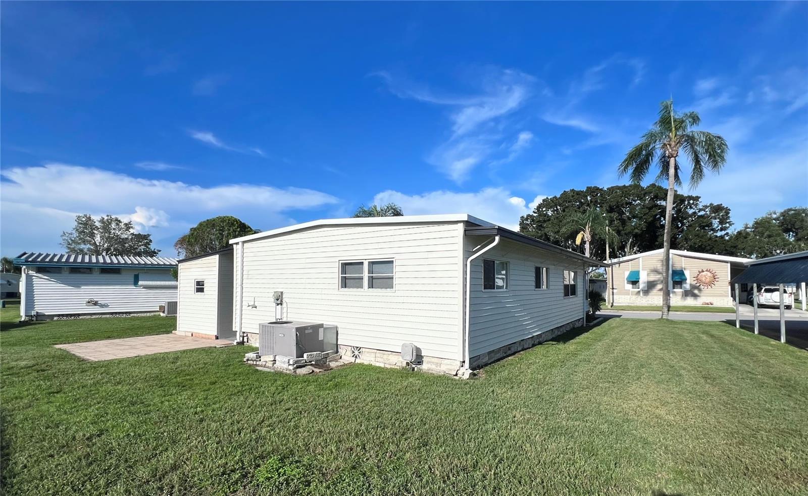 Image 35 of 62 For 1100 Belcher Road S 541