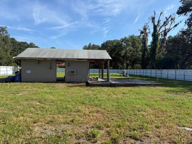 Listing photo id 0 for 2210 Kas Lane