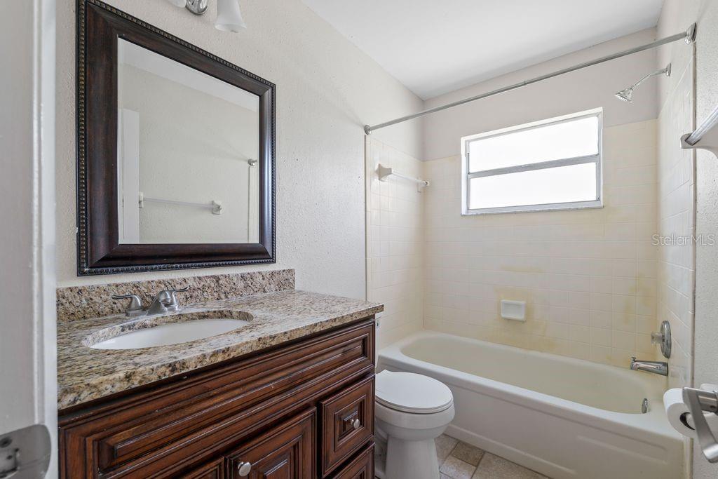 Image 23 of 38 For 7504 Sanibel Circle