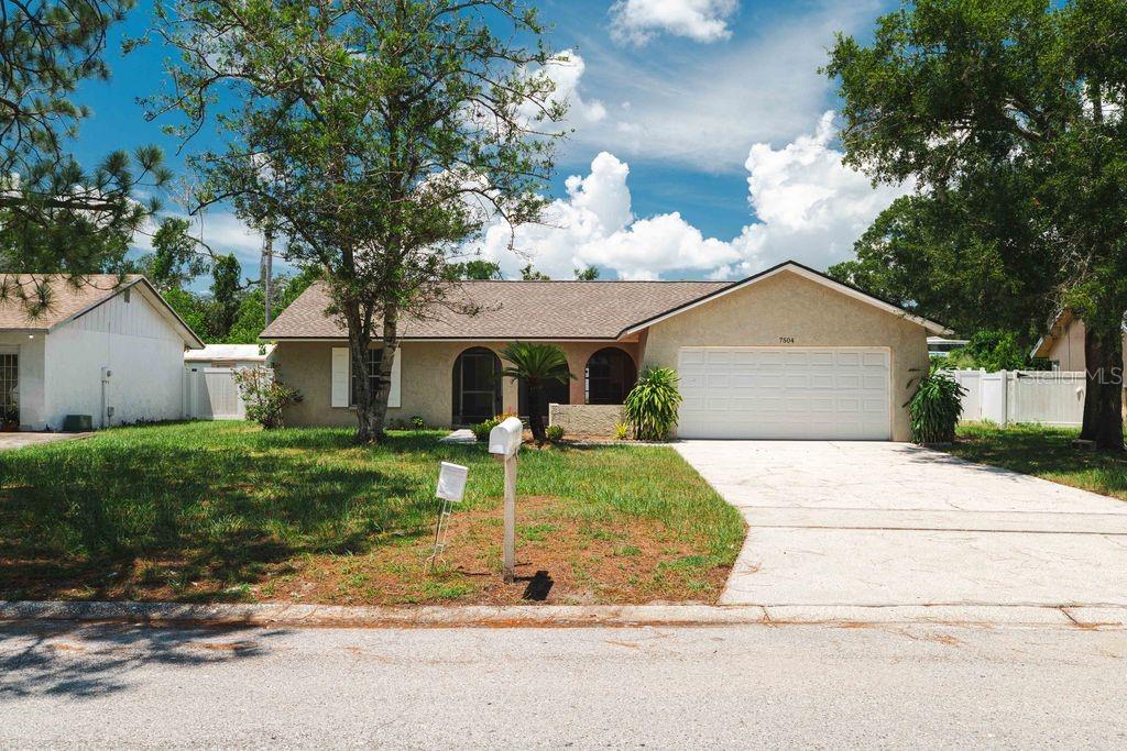 Image 6 of 38 For 7504 Sanibel Circle