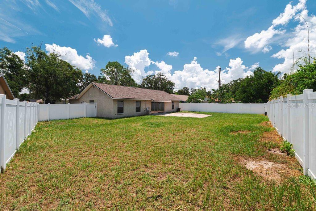 Image 8 of 38 For 7504 Sanibel Circle