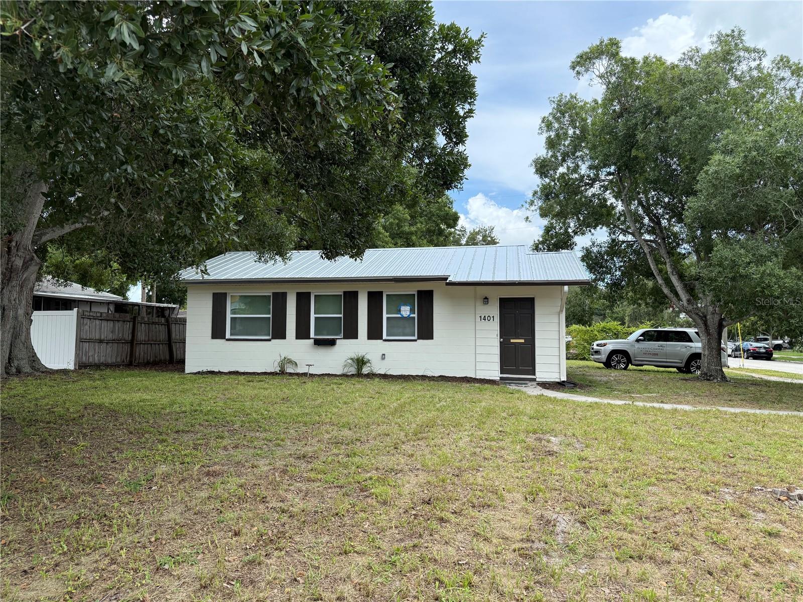 Details for 1401 30th Avenue N, ST PETERSBURG, FL 33704