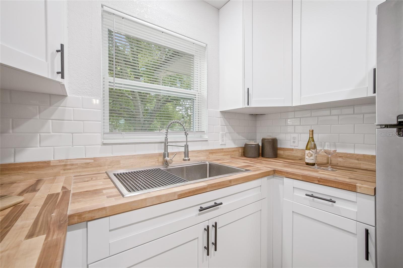 Image 13 of 25 For 1401 30th Avenue N