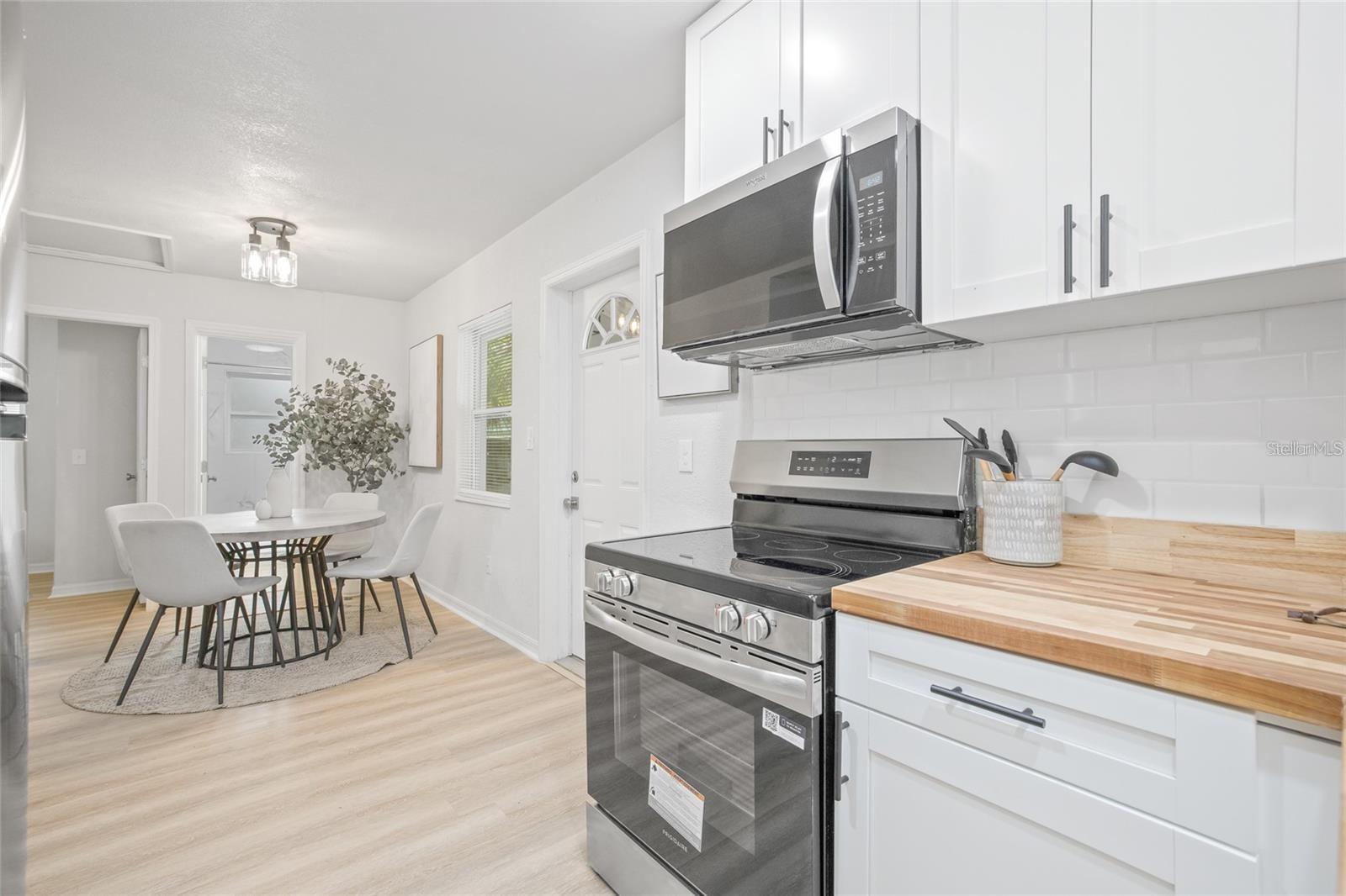 Image 14 of 25 For 1401 30th Avenue N