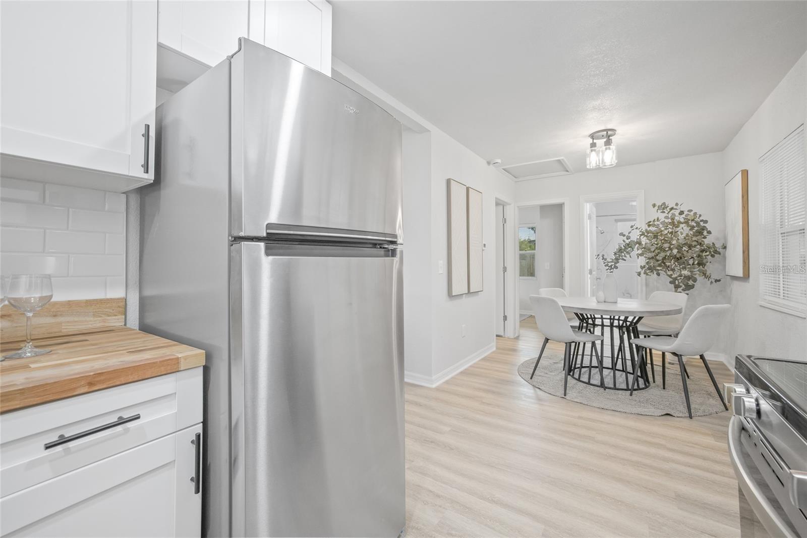 Image 15 of 25 For 1401 30th Avenue N