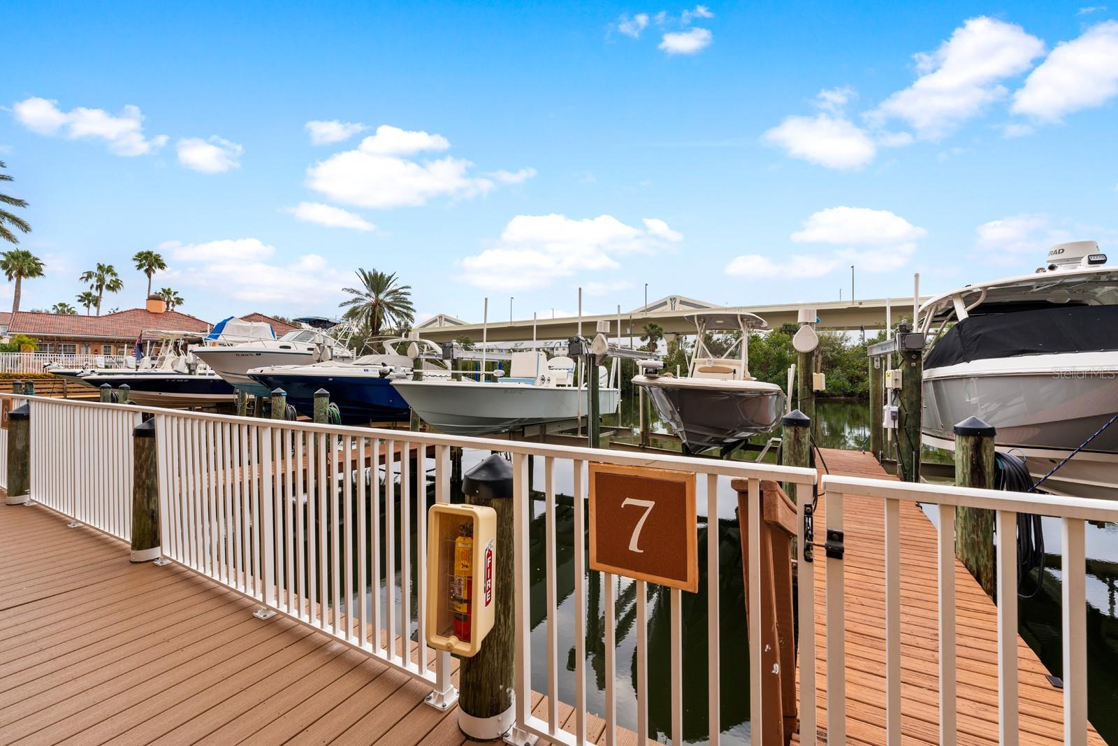 Image 28 of 35 For 5000 Culbreath Key Way 4-303