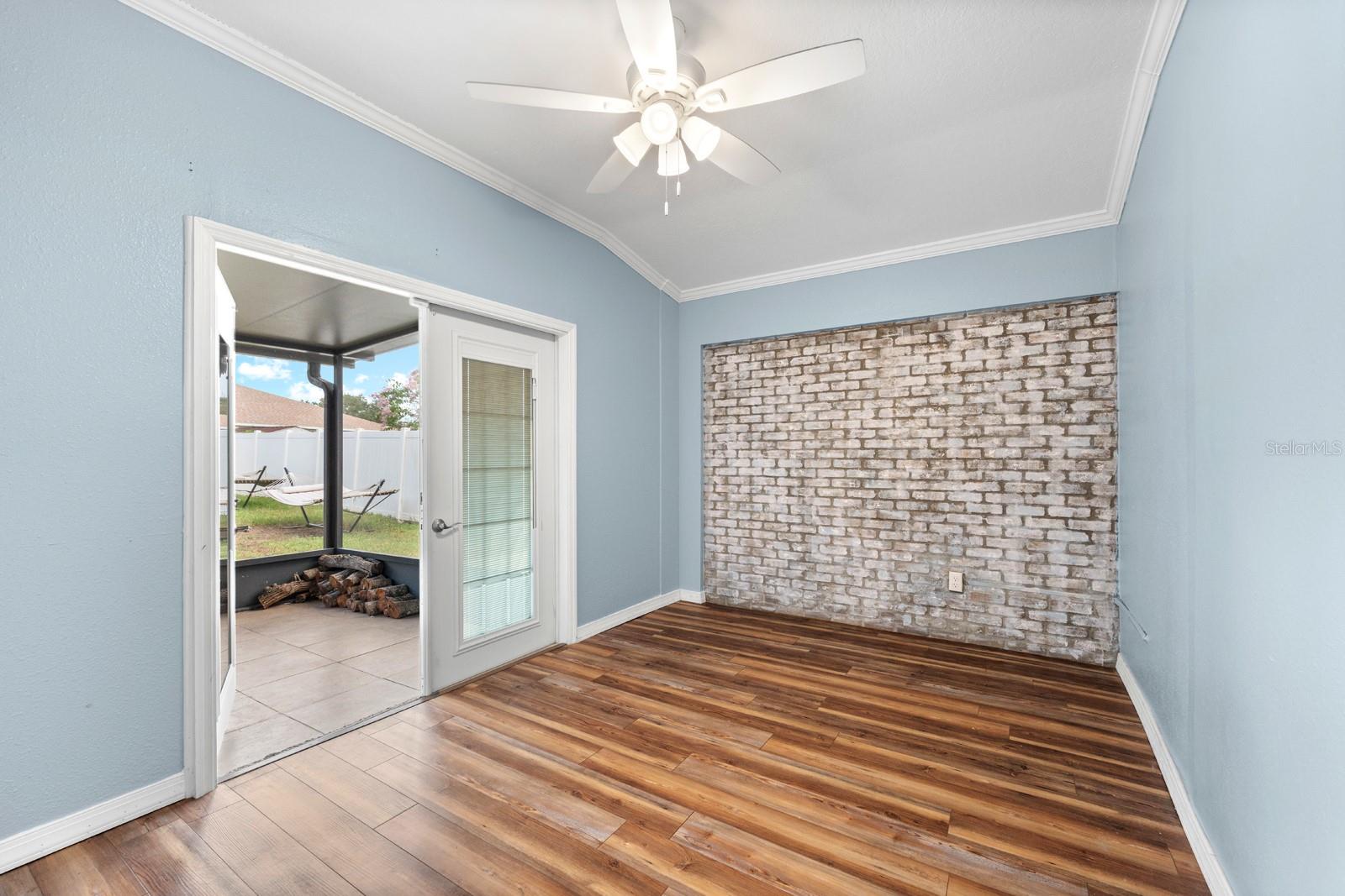 Listing photo id 11 for 3521 Clover Blossom Circle