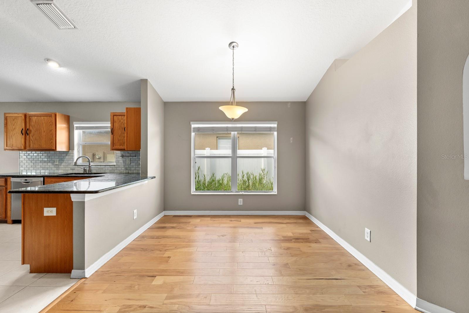Listing photo id 12 for 3521 Clover Blossom Circle