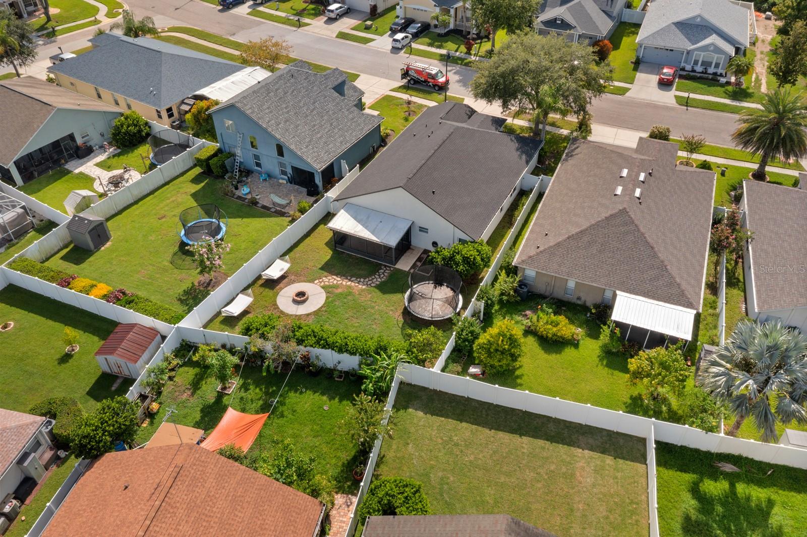 Listing photo id 22 for 3521 Clover Blossom Circle