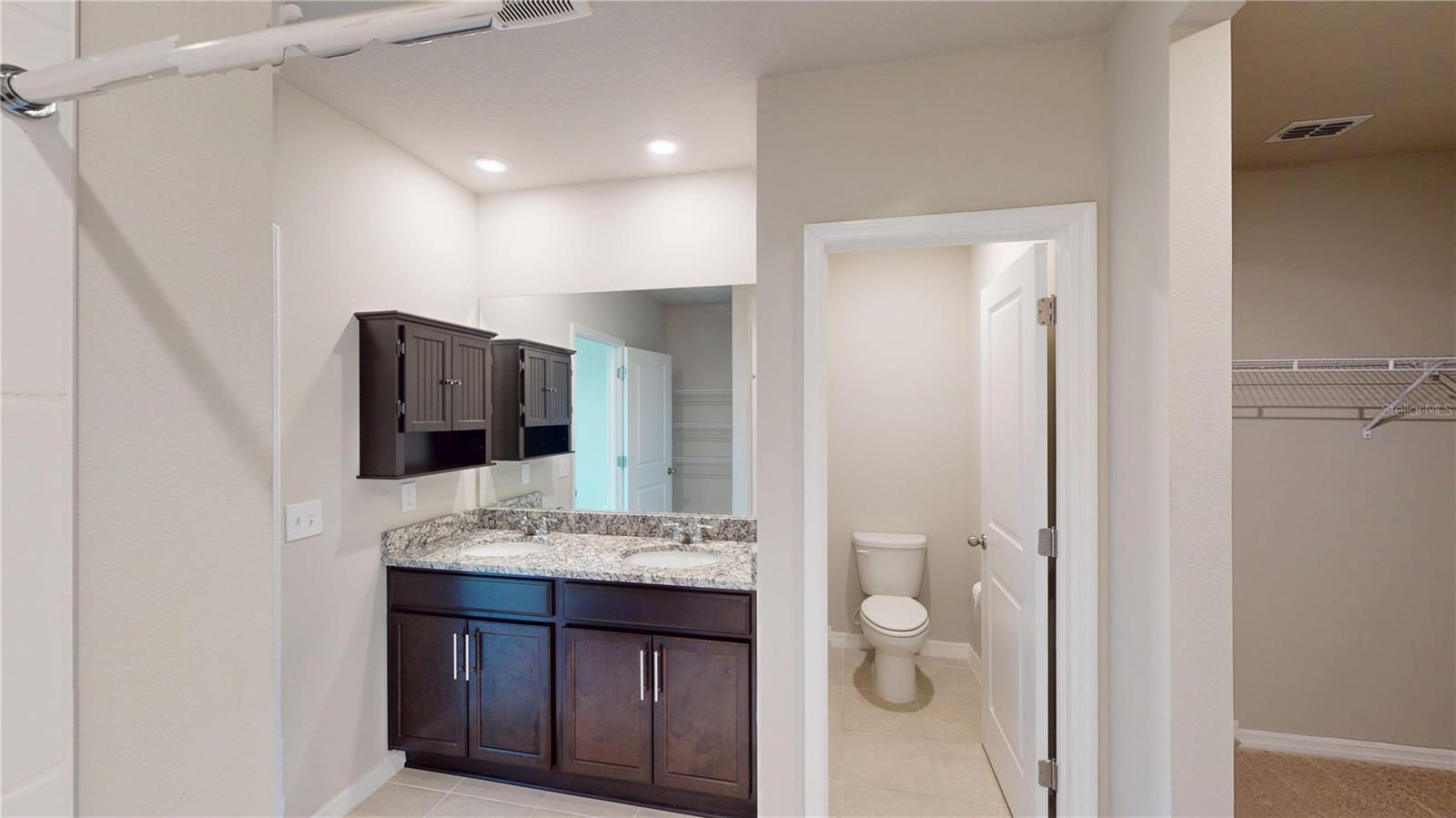 Image 22 of 32 For 1212 Oak Valley Drive