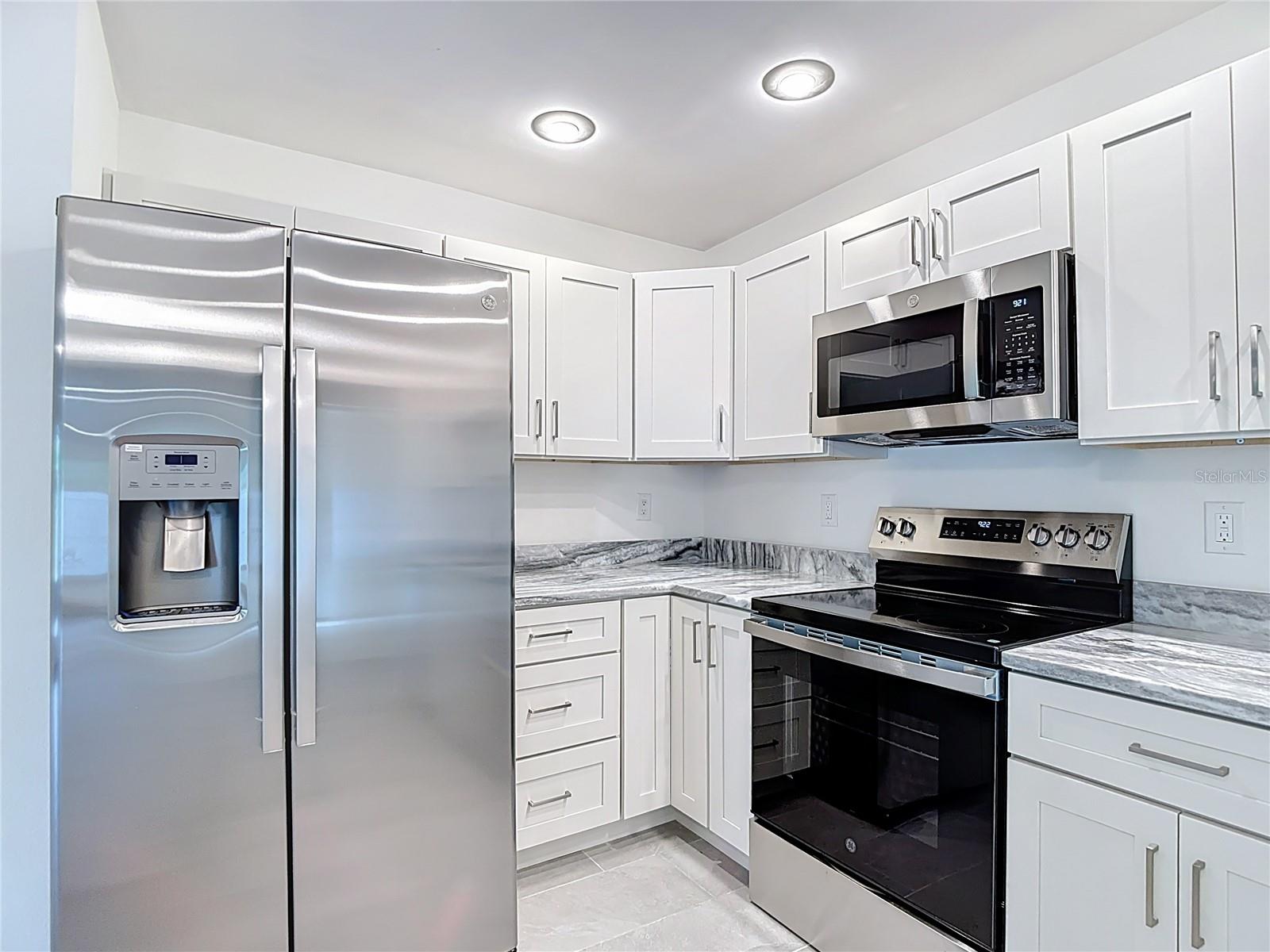 Image 11 of 60 For 9923 Bay Drive