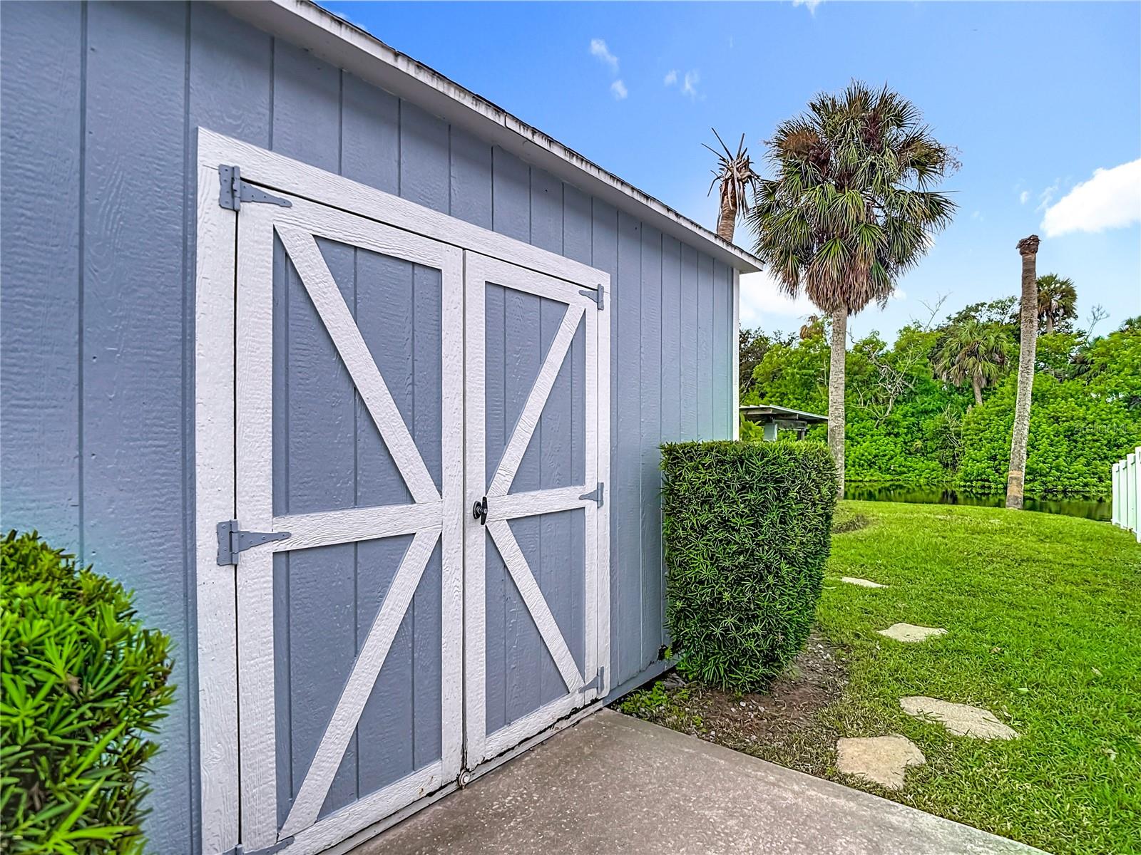 Image 59 of 60 For 9923 Bay Drive