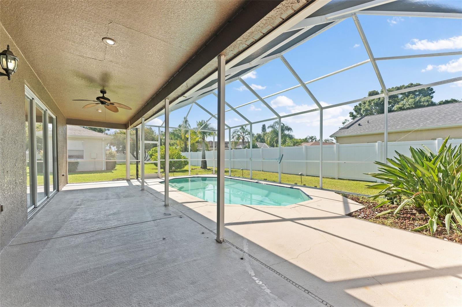 Image 41 of 51 For 16219 Turnbury Oak Drive