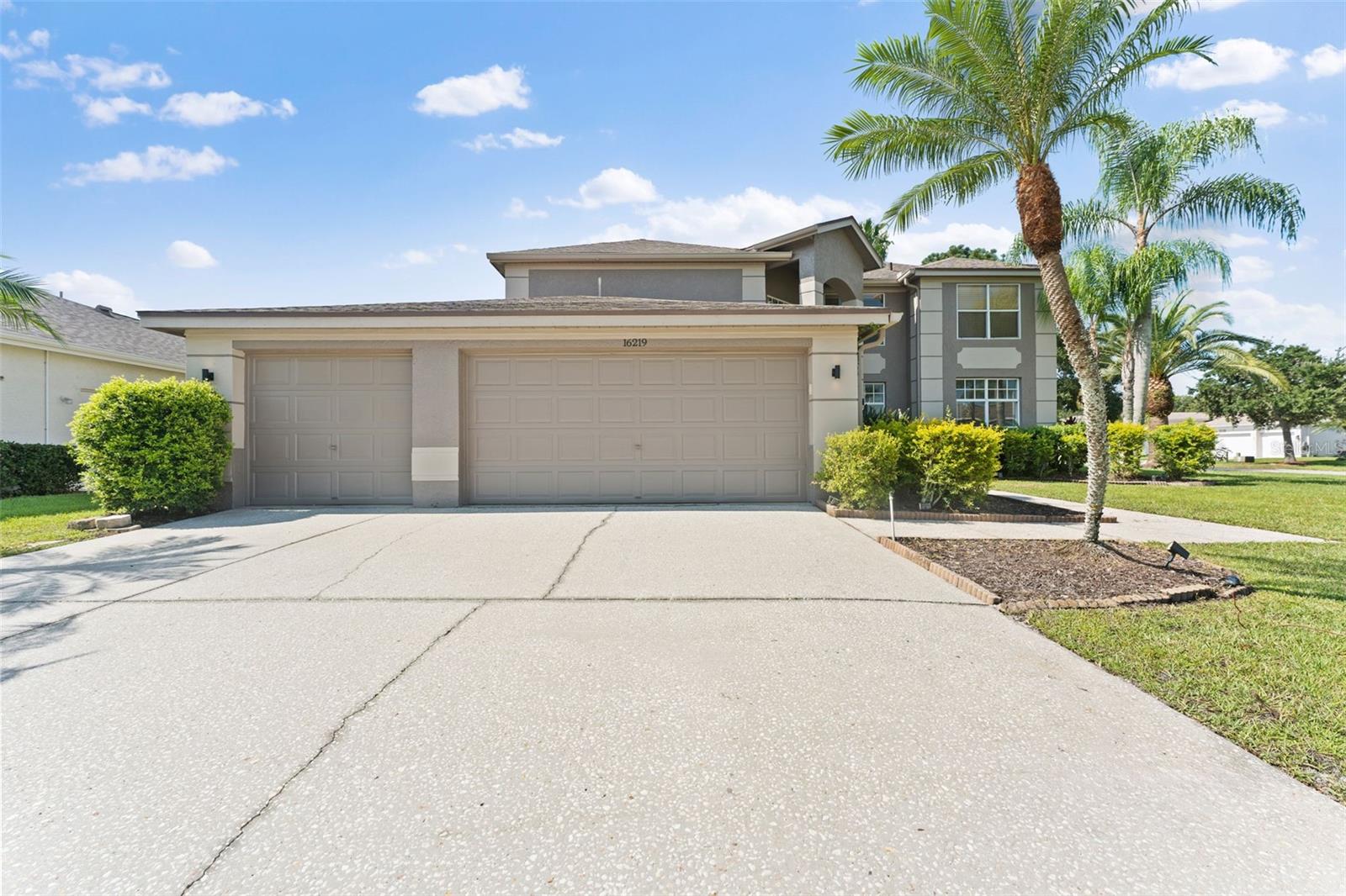 Image 8 of 51 For 16219 Turnbury Oak Drive