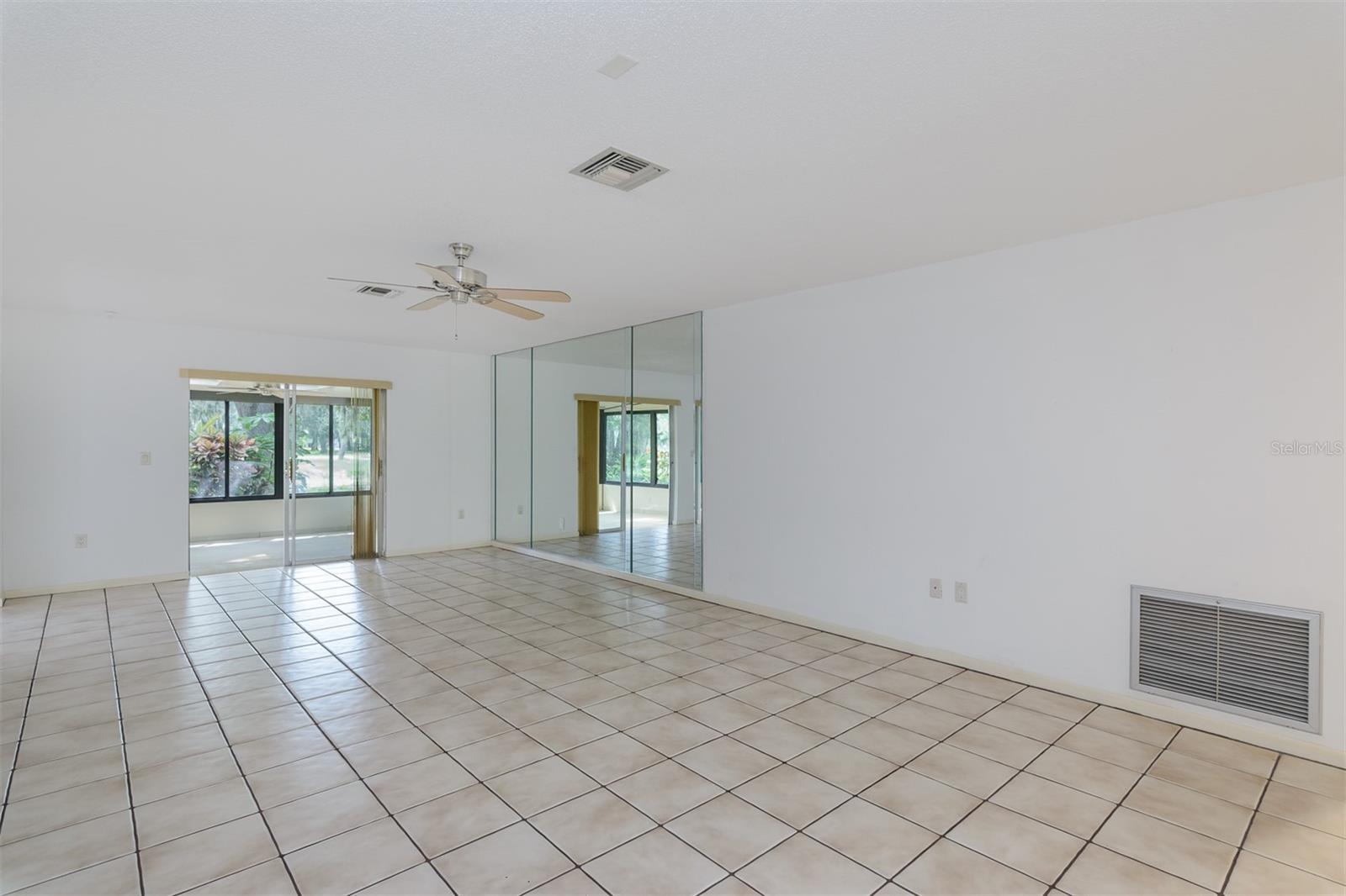 Image 8 of 50 For 1210 Palmer Lane