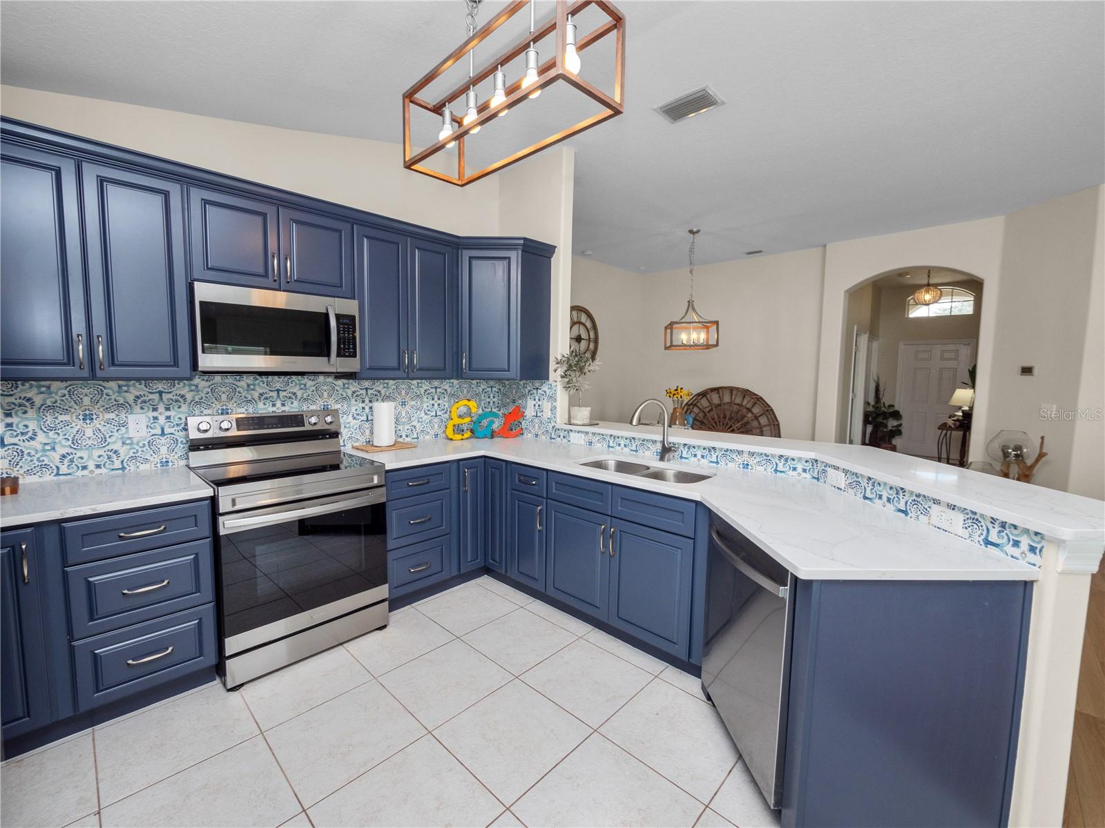 Image 3 of 46 For 4662 Harts Brook Lane