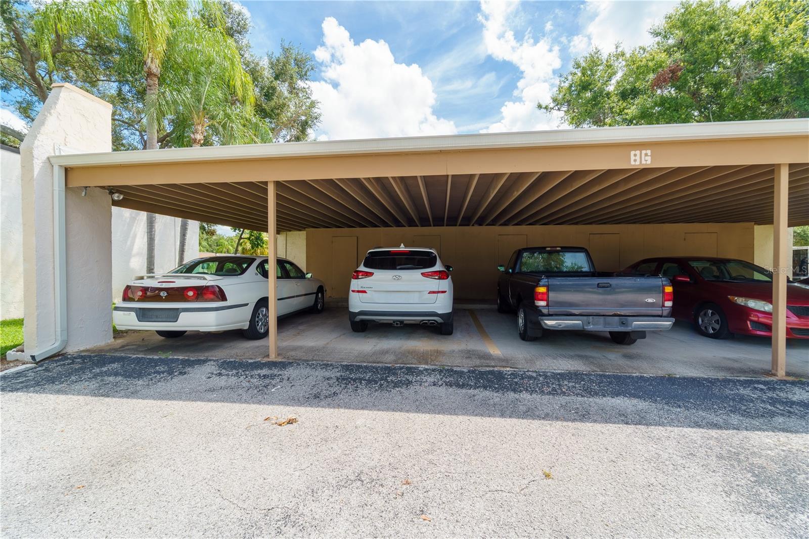 Image 21 of 26 For 1507 Flint Drive W 1507