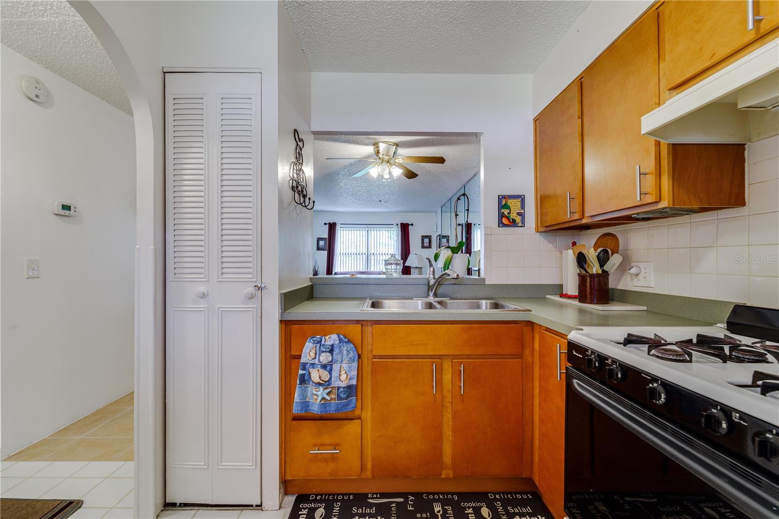 Image 7 of 26 For 1507 Flint Drive W 1507