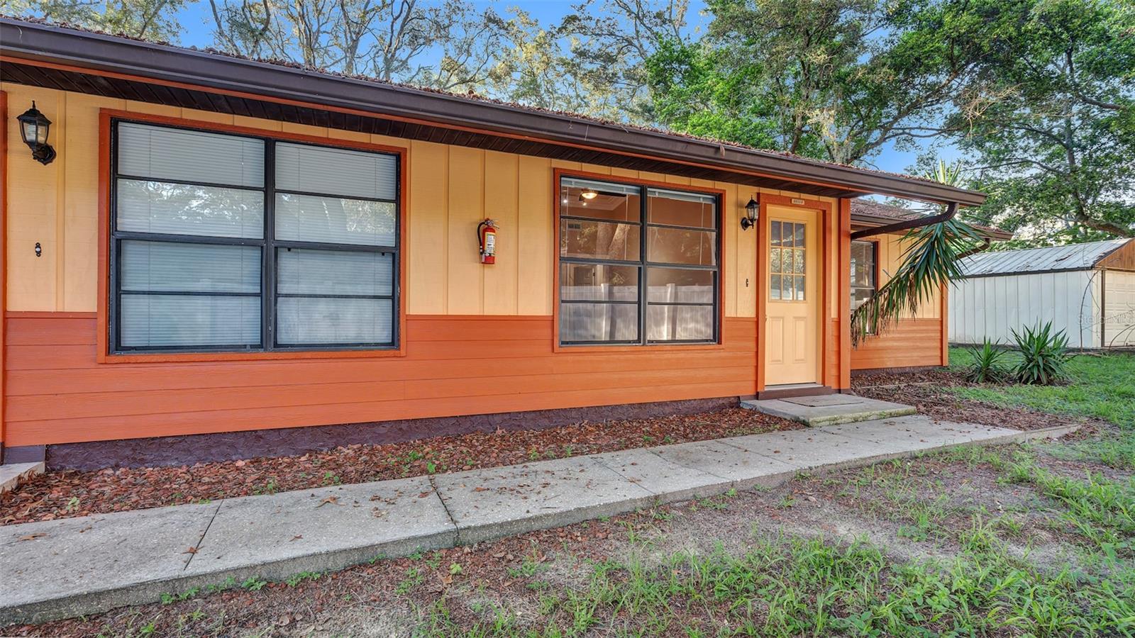 Details for 1800 Poinsettia Avenue B, TARPON SPRINGS, FL 34689