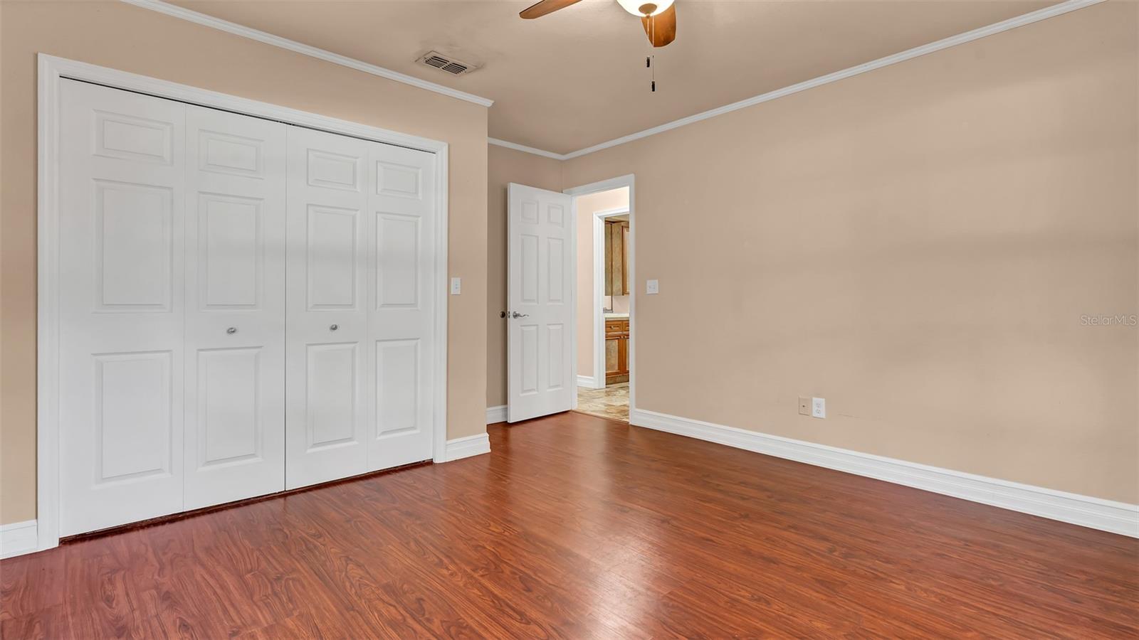 Image 12 of 19 For 1800 Poinsettia Avenue B