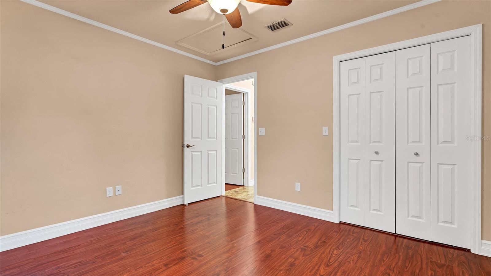 Image 16 of 19 For 1800 Poinsettia Avenue B