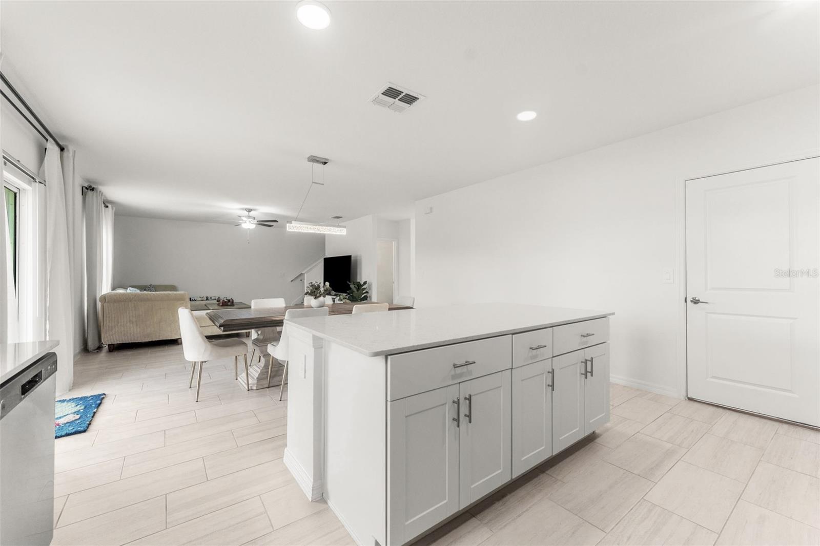 Image 12 of 47 For 4024 Capri Coast Drive
