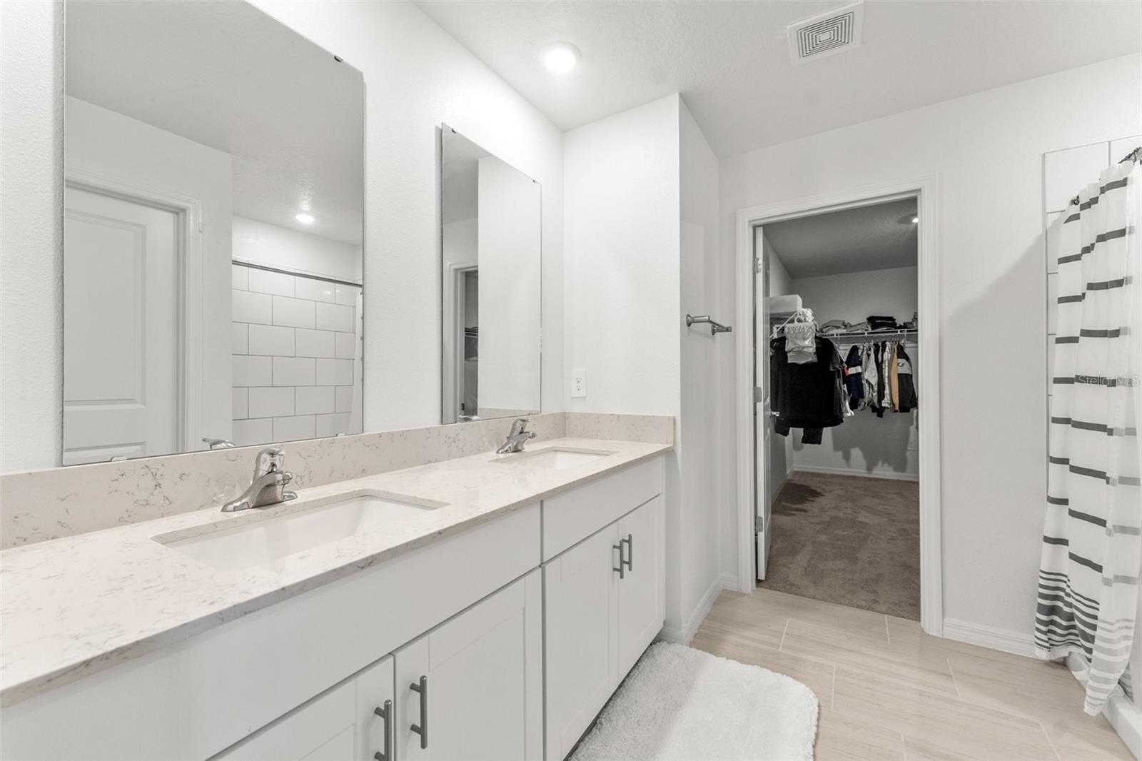 Image 22 of 47 For 4024 Capri Coast Drive