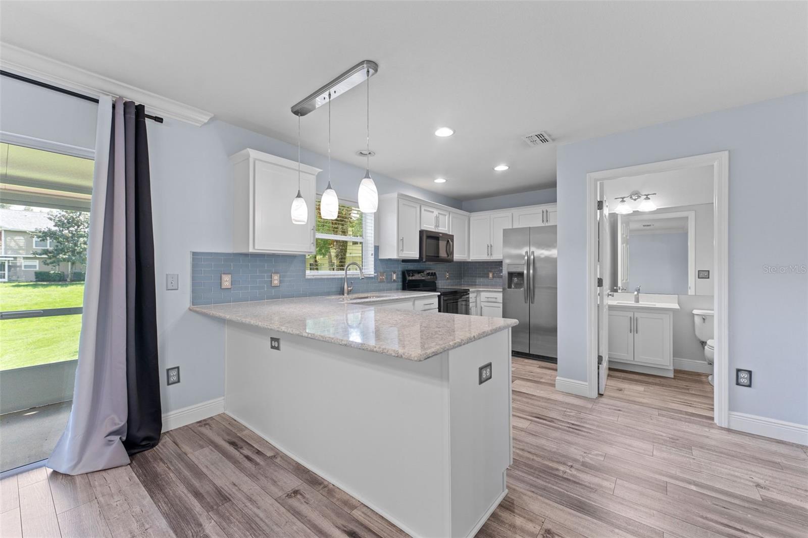 Image 10 of 33 For 2909 Bear Oak Drive