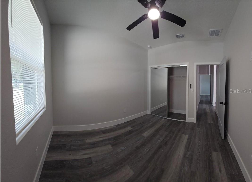 Image 12 of 16 For 3001 25th Avenue