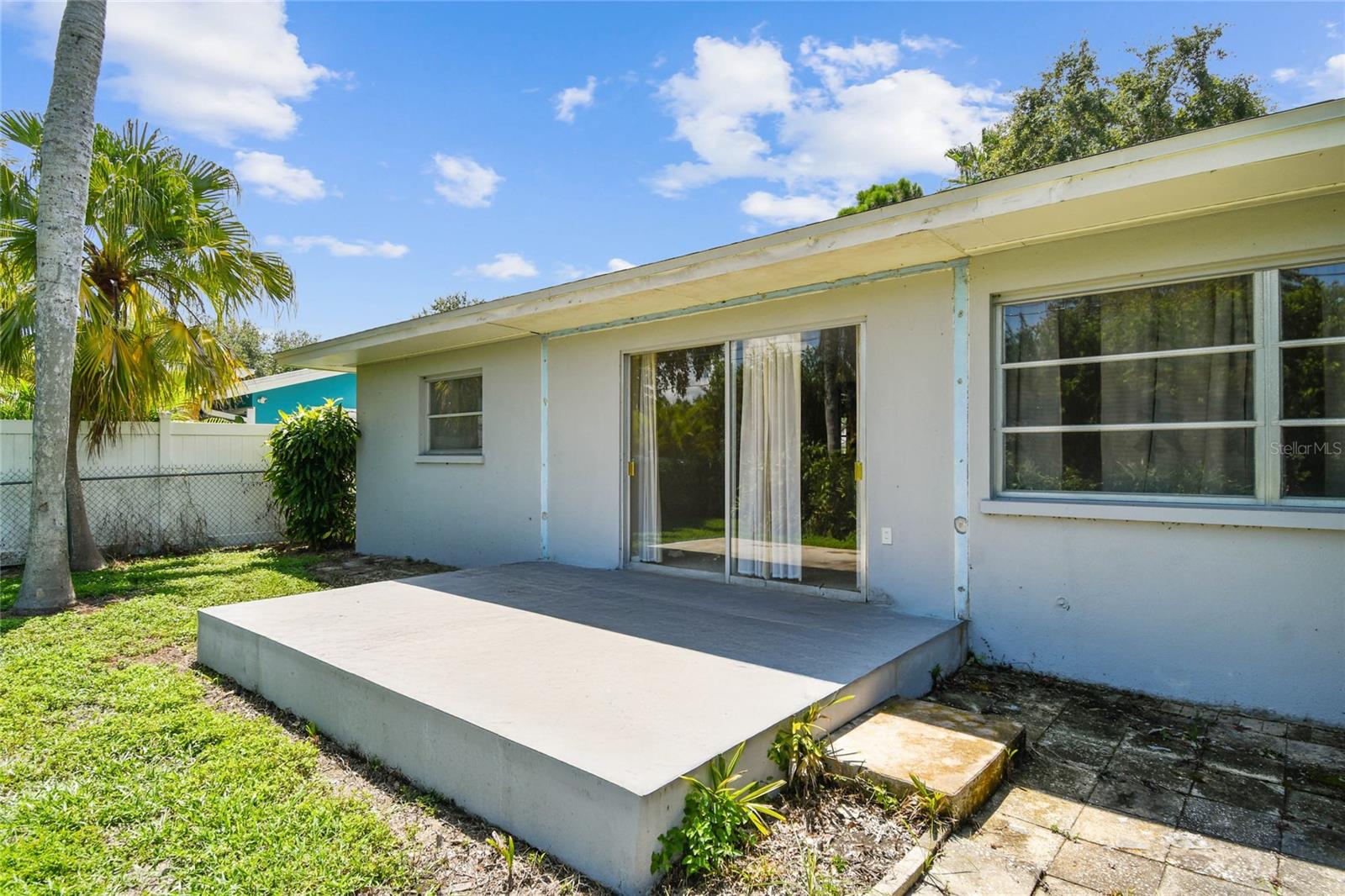 Image 34 of 43 For 958 Lyndhurst Street